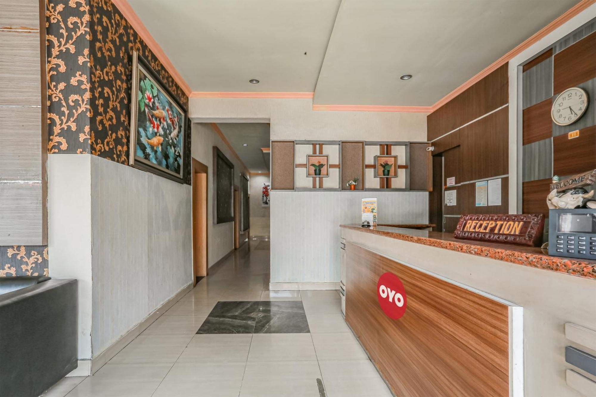 Collection O 93163 Hotel Grand Kartika Parepare 외부 사진