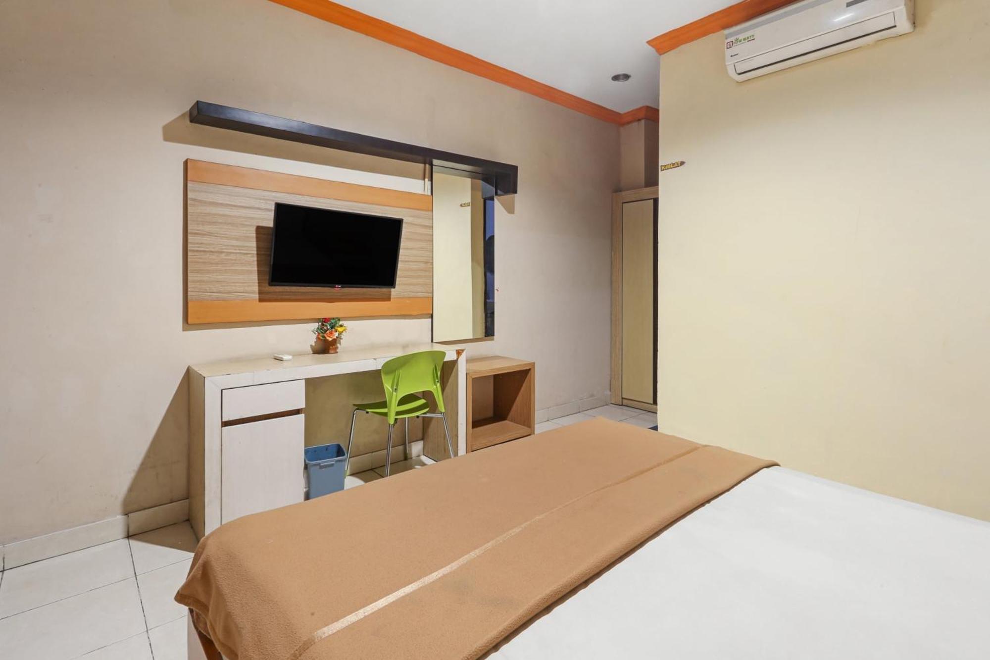 Collection O 93163 Hotel Grand Kartika Parepare 외부 사진