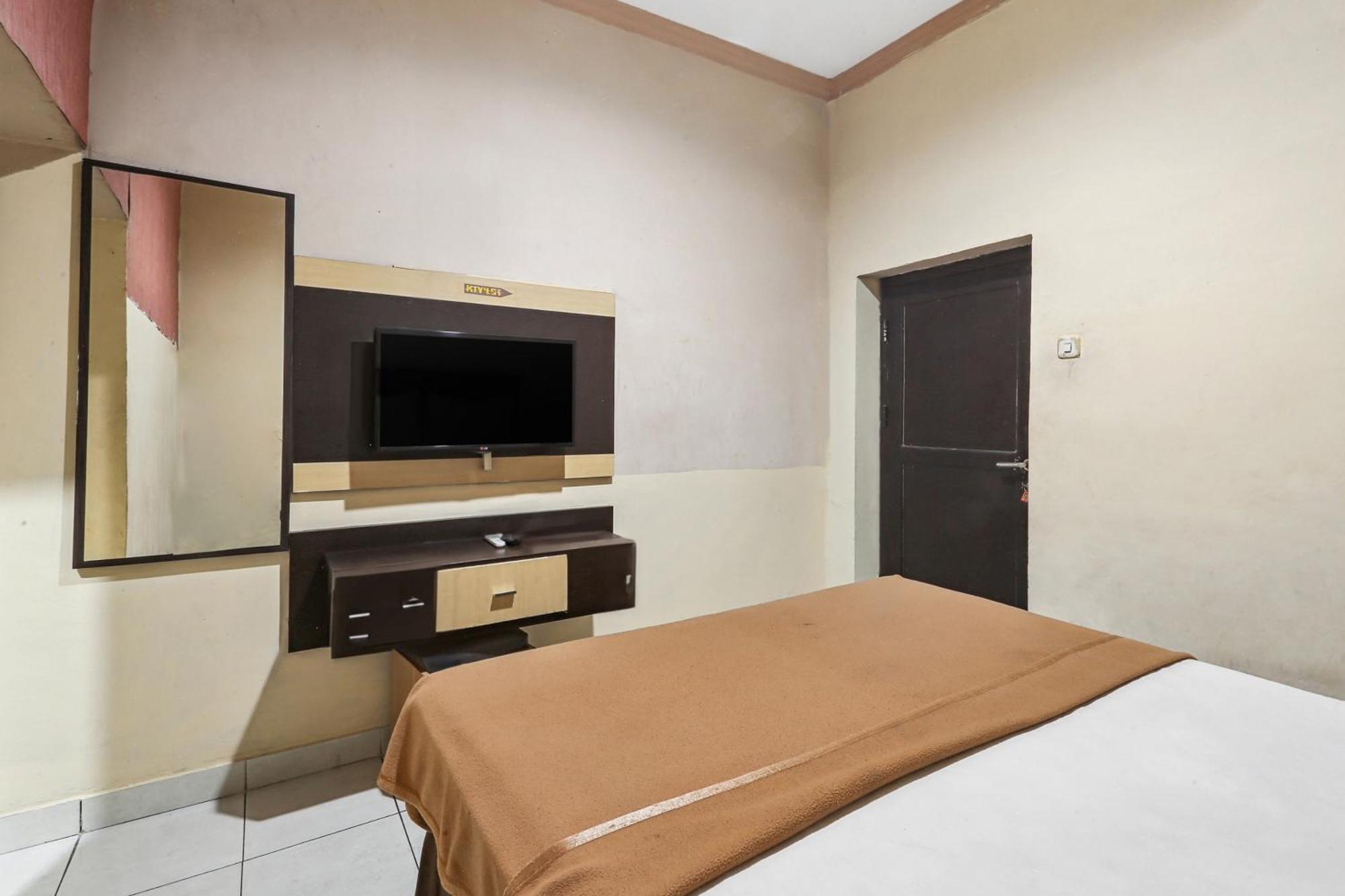 Collection O 93163 Hotel Grand Kartika Parepare 외부 사진