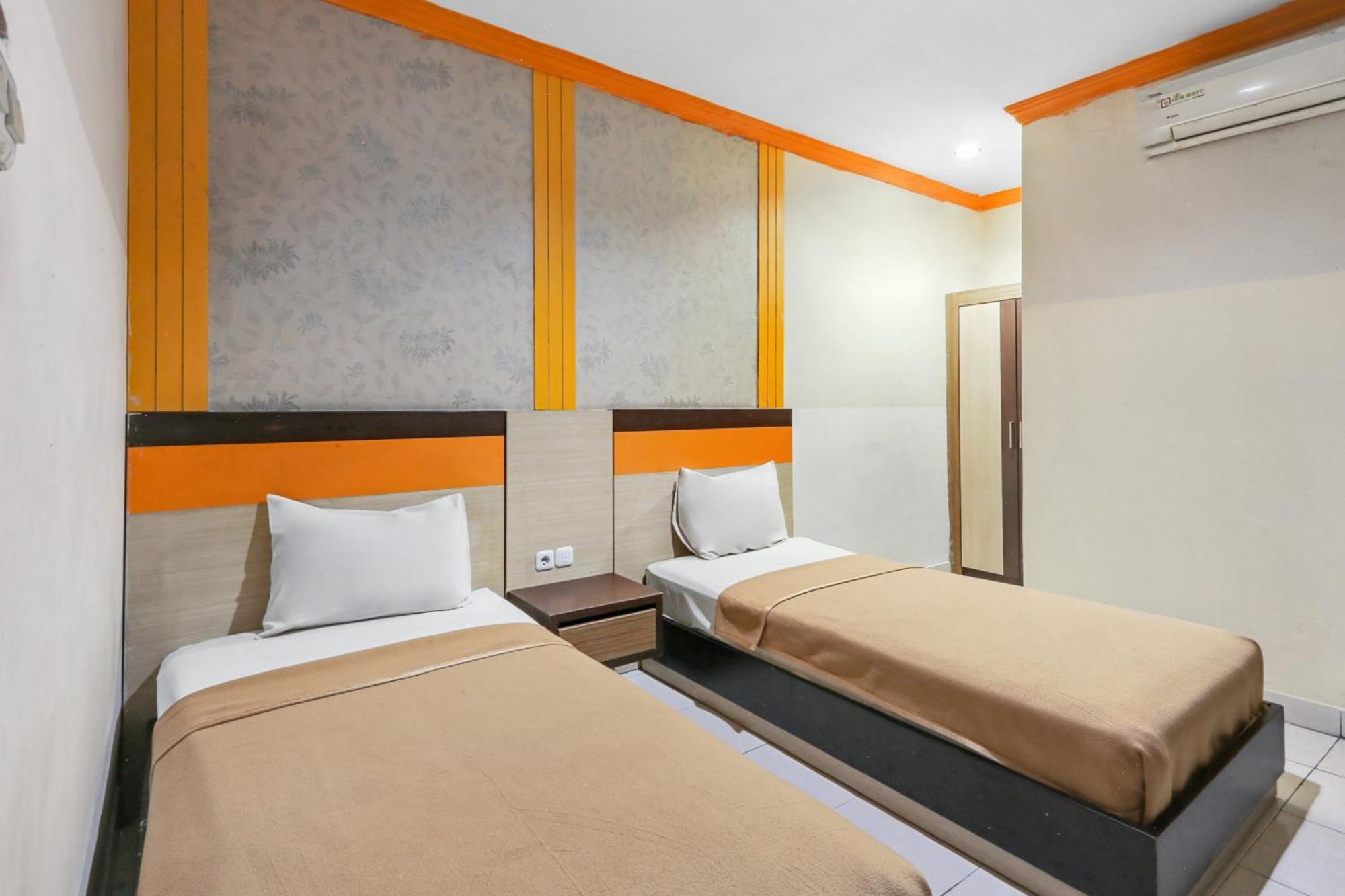 Collection O 93163 Hotel Grand Kartika Parepare 외부 사진